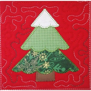 ITH Patchwork Christmas Tree Quilt Block - Machine Embroidery Design, In The Hoop Xmas Table Runner Quilt Block - Includes Instructions