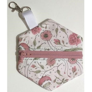 Bolsa ITH Hexagon Essentials - Diseño de bordado a máquina, bordado floral en bastidor Hexagon Essentials - Incluye instrucciones