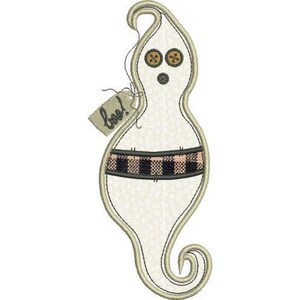 Pode incluir: Um fantasma branco com acabamento em xadrez preto e marrom e uma etiqueta que diz "boo!"