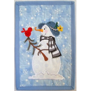 Schneemann Mini Quilt - Maschinenstickerei, Schneemann Quilt Stickmuster, Weihnachtskardinal Stickerei, Weihnachten Schneemann Quilt