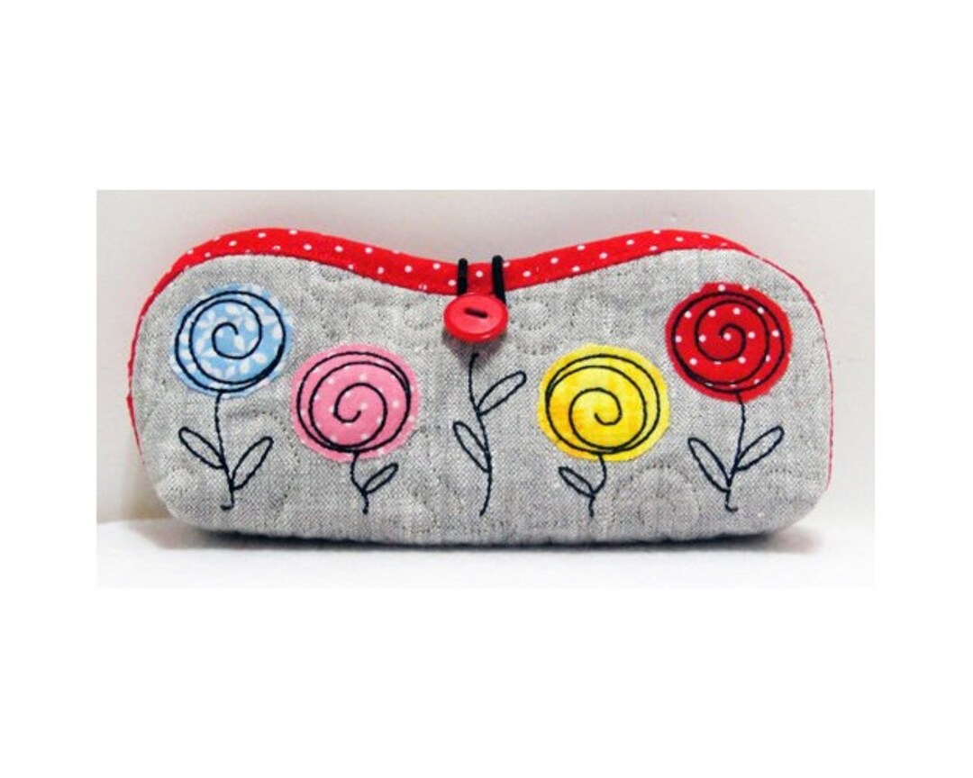 ITH Folded Eyeglass Case & Flowers Machine Embroidery Project Design, in the Hoop Eyeglass Case