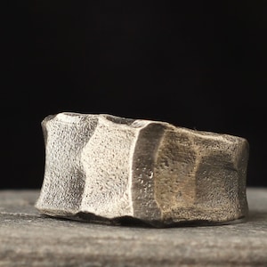 Handmade Hammered Ring, Men Ring, Mens Ring, Unique Ring for Man, Silver Signet Ring, Memorial Gift for Him