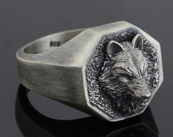 Sterling Silver Howling Wolf Ring, 3D Animal Signet