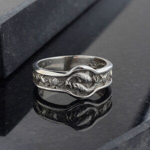 Handmade Silver Koi Fish Ring: Japanese Wave Band bild 3