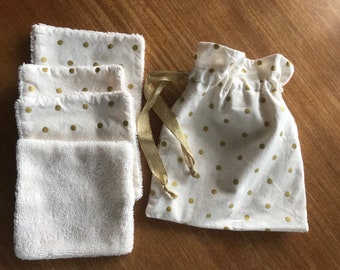 Pouch with 4 wipes / Washcloth / Weekend pouch