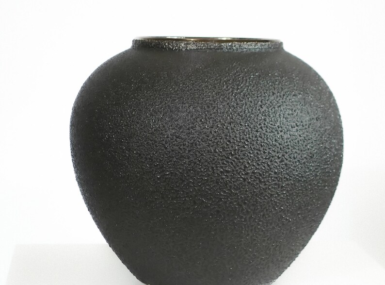 Ari Round Black Vase Ceramic Hand Made Vase Decorative Vase Etsy