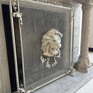 Elegant Ivory Lion Head Fireplace Screen image 4