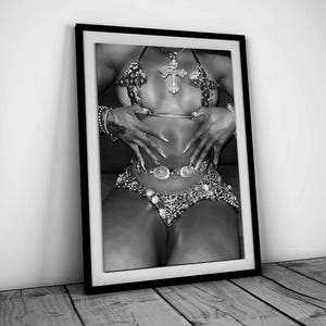 白黒、高級デザイナーファッションポスター、印刷可能なハイプビーストウォールアート、ビンテージ写真、女の子のバスルームの装飾、デジタルダウンロード