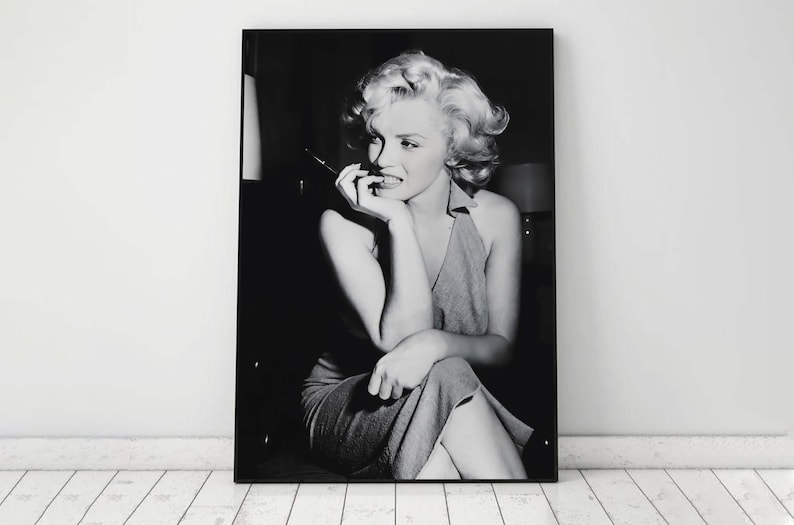 Vintage Marilyn Monroe Poster, Black And White Marilyn Monroe Print, Fashion Photography, Old Hollywood Print, Beauty Room Decor, Wall Art