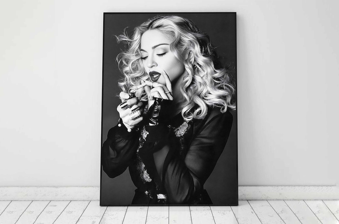 madonna-smoking-poster-black-and-white-wall-art-feminist-print