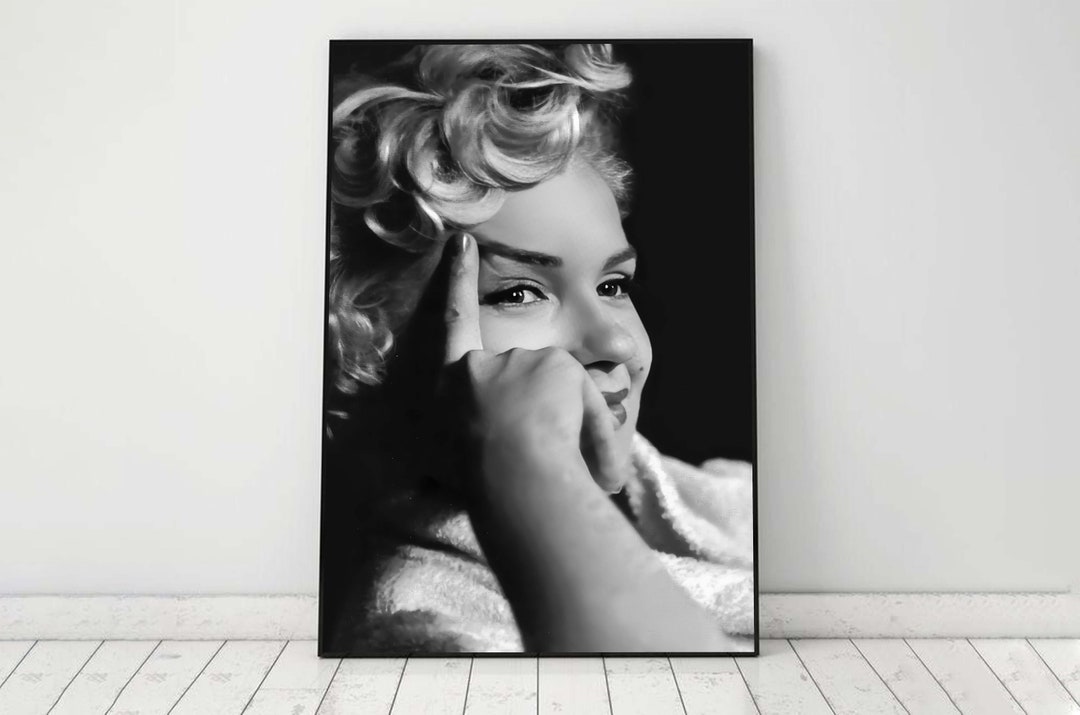 Marilyn Monroe Vintage Fashion Print Poster - Wall Art Home Decor - Made In Australia