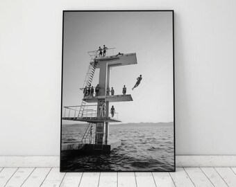 Vintage Diving Tower Print, Retro Summer Poster, Black and White, Beach Photography, Coastal Wall Art, Beachy Room Decor, Digital Download