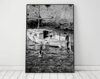 Slim Aarons Woman in Boat Print, Black and White, Vintage Beach Photography Prints, Coastal Wall Art, High Society Print, Digital Download