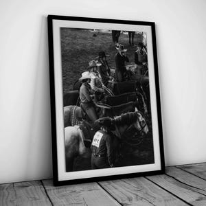Desert Cowgirls on Horses Print, Black and White, Printable Western Wall Art, Vintage Cowgirl Poster, Girls Bedroom Decor, Digital Download