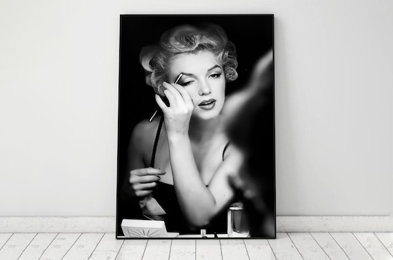 Marilyn Monroe Poster, Black And White, Marilyn Monroe Print, Fashion Photography, Beauty Room Decor, Old Hollywood Print, Digital Download