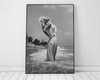 Marilyn Monroe in Beach Poster, Black and White, Vintage Photography, Marilyn Monroe Print, Fashion Poster, Retro Wall Art, Instant Download