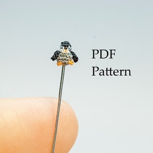 Micro Crochet Penguin Pattern. Penguin How to crochet. DIY tutorial.
