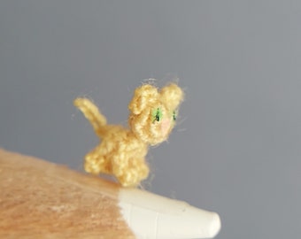 Ginger Cat Micro Crochet. Ginger Cat Figurine. Dollhouse cat. Pet cat miniature