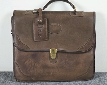 Orvis Vintage Leather Briefcase USA Brown Rawhide Messenger Bag 16x13 Strap