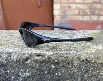 Gafas de sol Oakley Minute vintage polarizadas para ciclismo, estilo gorpcore para exteriores y elegantes.