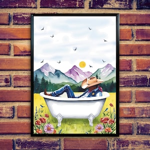 Art mural imprimable Cowboy dans une baignoire dans une prairie de montagne | Cowboy dans la baignoire | Décoration murale pour salle de bain | Décoration murale pour baignoire | Impression originale