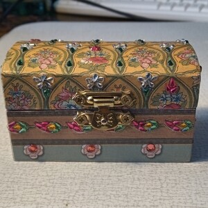 Small trinket chest, Owen Jones&#39; Grammar of Ornament design