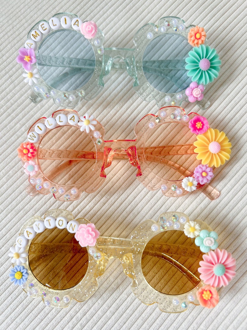 Kids Personalized Daisy Floral Sunglasses image 3