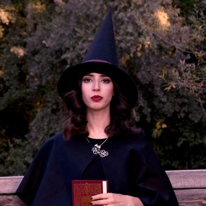 Black Witch Felt Hat and Small Wizard Mantle Felted Hat Wool Halloween Handmade Costumes Wikka Dress Cosplay Made in Italy