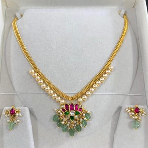 Gold Pearl Necklace Set Lotus Pendant Green Beads Ruby Stone Bridal Jewelry Traditional Wedding Gift