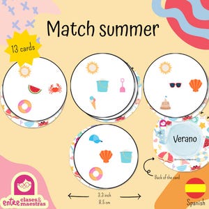 Puede incluir: Un juego de cartas de emparejamiento con temática de verano con ilustraciones de una rodaja de sandía, un cangrejo, gafas de sol y un castillo de arena. Las cartas miden 8,5 cm de diámetro y presentan el texto "Match summer" y "13 cards".