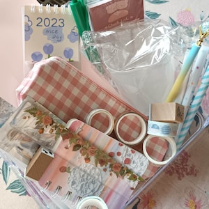 scoop di cancelleria / scoop fortunato / scoop kawaii / scatola di cancelleria / scoop misterioso / cancelleria estetica / +12 articoli / ritorno a scuola