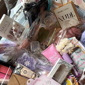 9+ Mystery Make Up Box