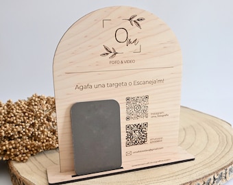 Stand para tarjetas con código QR