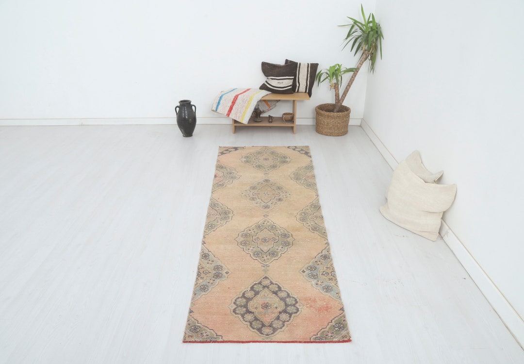 3x8インチのヴィンテージトルコ製ランナーラグ：ハンドメイドウールの