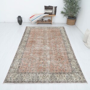 5x9 Vintage Turkish Wool Rug: Handmade Anatolian Area Rug