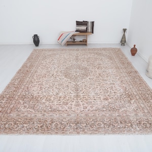 Vintage Anatolian Oushak Rug 9x12: Oversized Turkish Wool Carpet