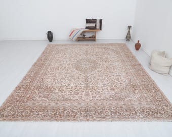 Vintage Anatolian Oushak Rug 9x12: Oversized Turkish Wool Carpet