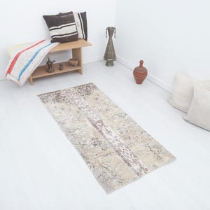 2x5 Vintage Oushak Rug: Small Turkish Wool Anatolian Rug