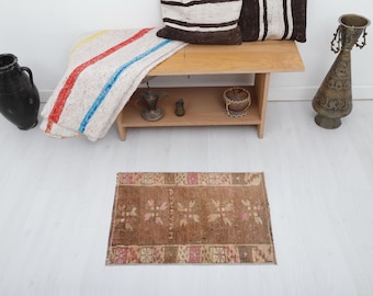 2x2, Small Turkish Rug,Door Mat Rug, Small Rug,Mini Rug, Oushak Rug,Vintage Mini Rug,Small Anatolian Rug, 2x2 Turkish Rug, Vintage Rug,4219