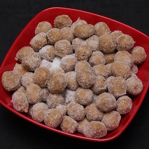 Imli Ladoo, CHATOKDE Imli Toffee (Imli Pop) Tamarind Candy Balls (Soft and Chewy)