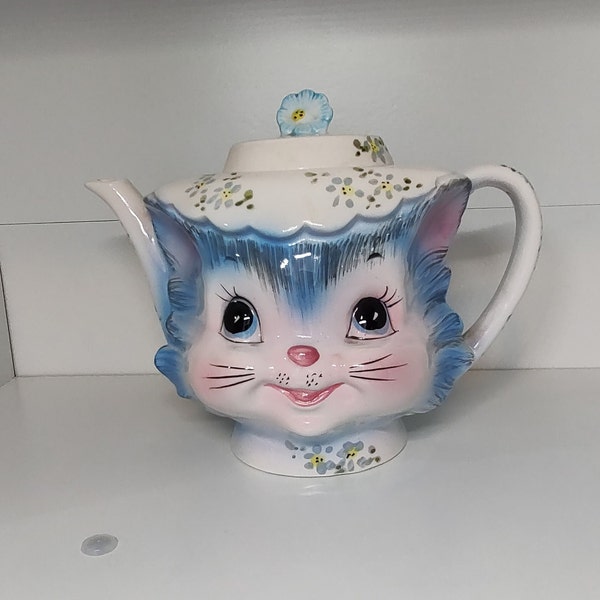 Miss Priss Vintage Lefton Teapot
