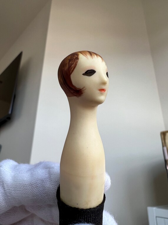 1961 Revlon ‘Couturine’ lipstick doll - unused novelty lipstick case. Mod cosmetics vintage lipstick collectible item.  View 4