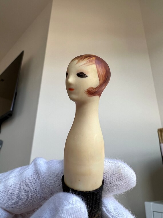 1961 Revlon ‘Couturine’ lipstick doll - unused novelty lipstick case. Mod cosmetics vintage lipstick collectible item.  View 5