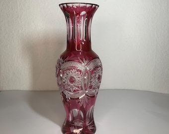Carved Pink Crystal Vase – Kasor Bleikristall 31 cm