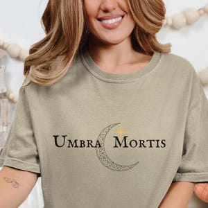 Umbra Mortis Comfort Color Crescent City Shirt, Hunt Athalar, the Umbra Mortis and Bryce Quinlan&#39;s hot angel mate from Sarah J Maas&#39; series