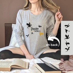 Dragons don&#39;t make mistakes 2-sided Fourth Wing LONG SLEEVE T-shirt, just ask Tairn Violet&#39;s dragon, saying on front with FW dragons on back
