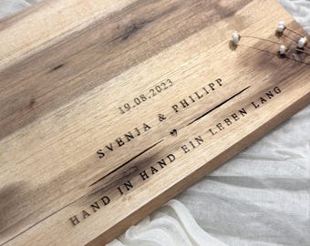 Hochzeitsgeschenk | Brettchen personalisiert | Geschenk zur Hochzeit | graviertes Brett
