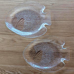 Vintage Arcoroc France Fish-Shaped Glass Plates, 1970s, 10.25x8.25, Set of 2, Retro Seafood Serving Dishes, Mid-Century Modern