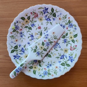 Vintage 1990s Andrea by Sadek Springtime Floral Cake Plate & Server 10.5" Japan