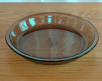 Vintage 1960s Pyrex Amber Brown 9" Glass Pie Plate D‑20 Ovenware Pie Pan